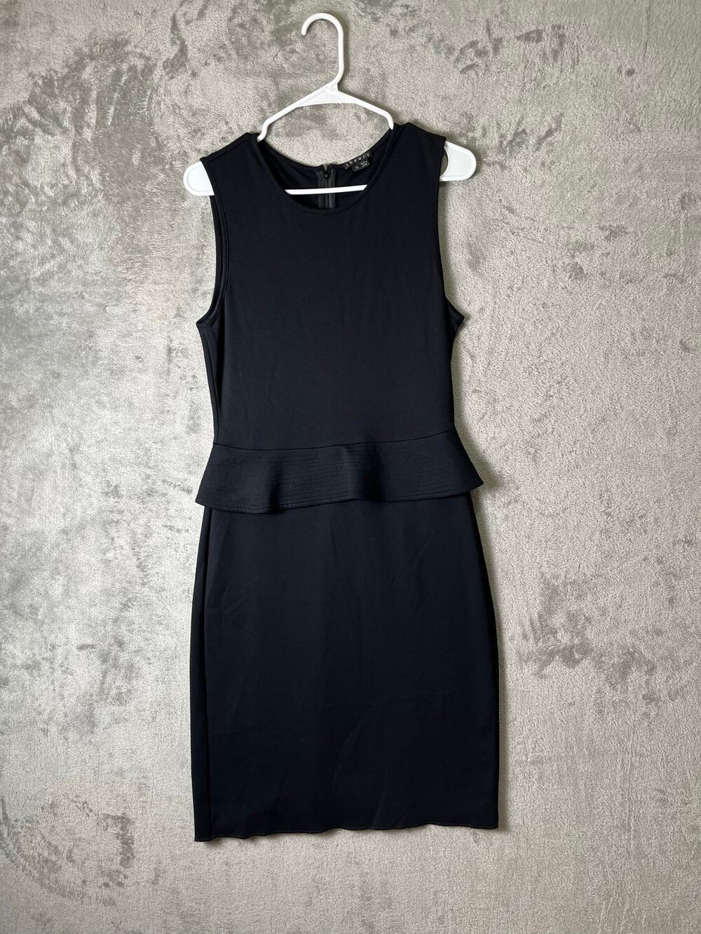 Theory Pryor Dellera Ponti Peplum Sheath Dress‎ Black Sleeveless Size 10 Office